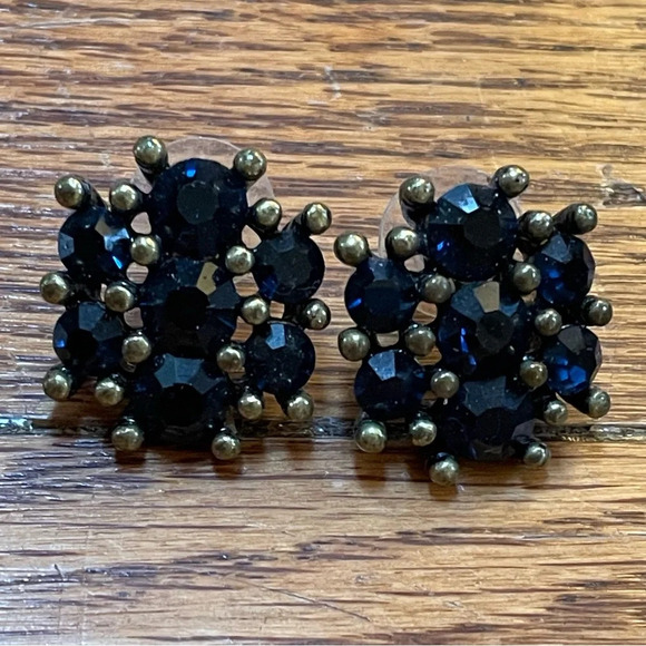 Banana Republic Blue  Sparkle Gem Cluster Earrings - Picture 2 of 4